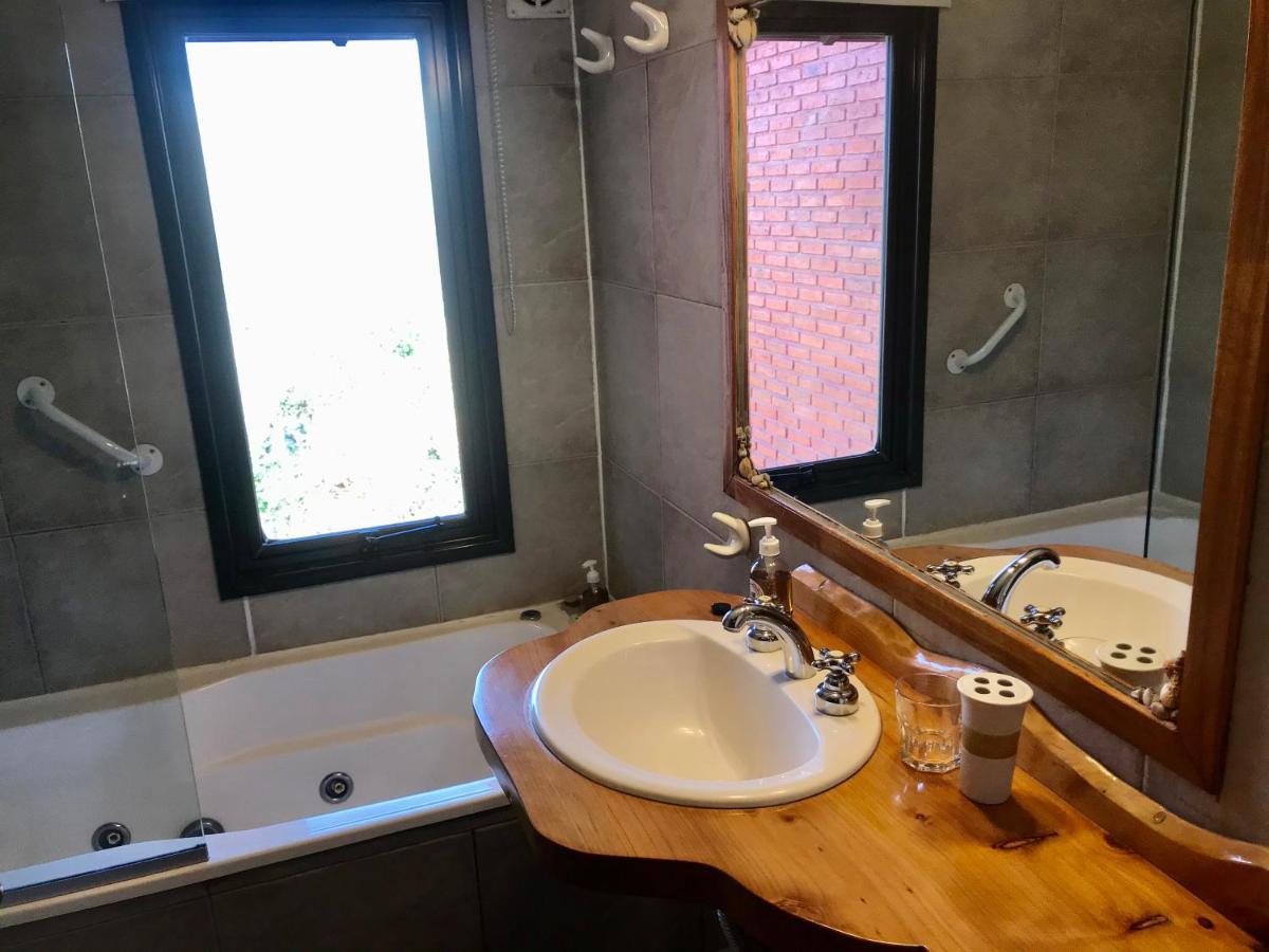 Chalet Suisse Posada & Spa - Adults Only Вилья-Хенераль-Бельграно Экстерьер фото
